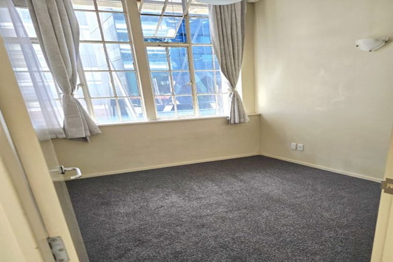 Photo of property in Haight Ashbury House, 1/11a Johnston Street, Wellington Central, Wellington, 6011
