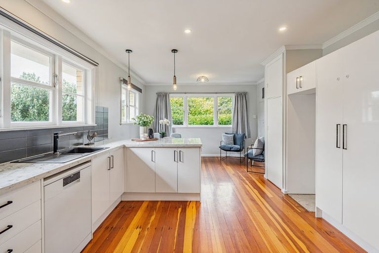 Photo of property in 2a Stephen Street, Trentham, Upper Hutt, 5018