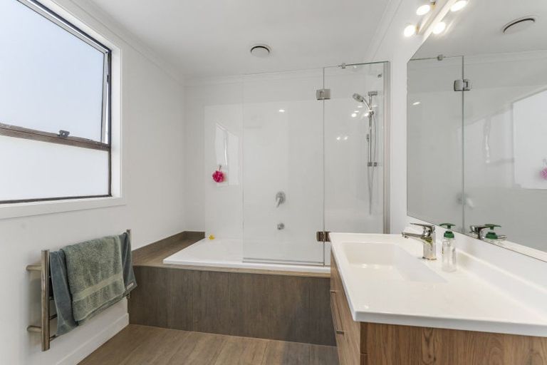 Photo of property in 33 Dunstan Street, Otaki, 5512