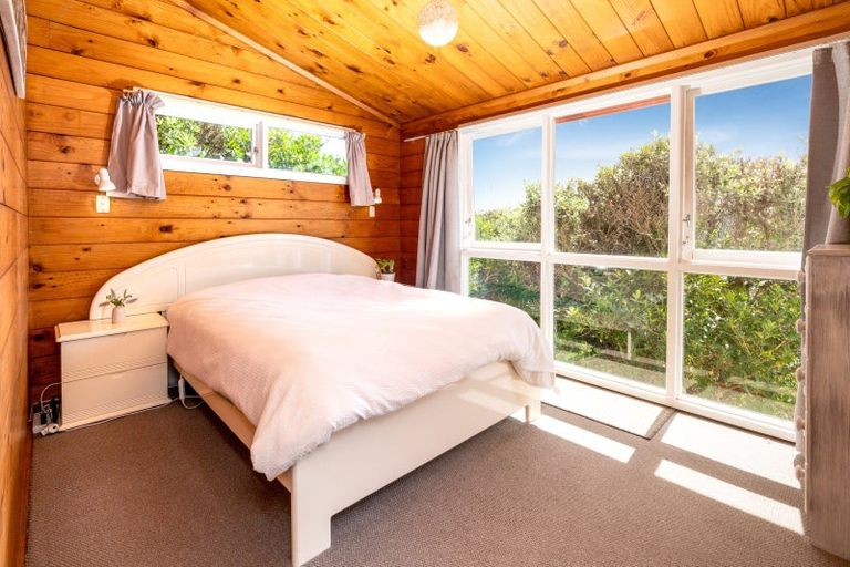 Photo of property in 4 Baxter Way, Karori, Wellington, 6012