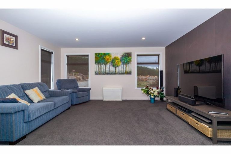 Photo of property in 437 Rolling Ridges Road, Levels Valley, Timaru, 7975