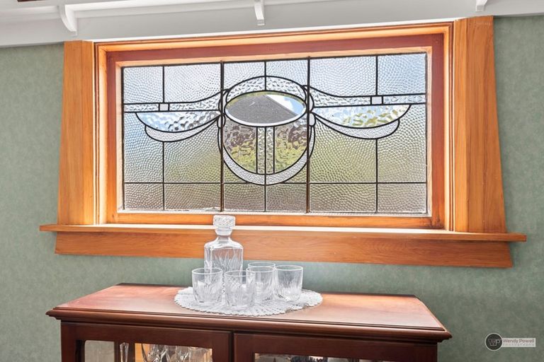 Photo of property in 1 Sherwood Street, Woburn, Lower Hutt, 5010