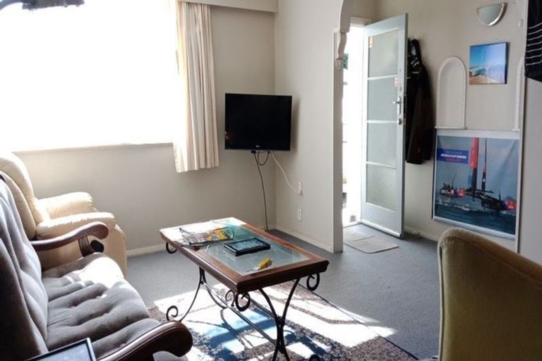 Photo of property in 14 Fox Street, Featherston, 5710