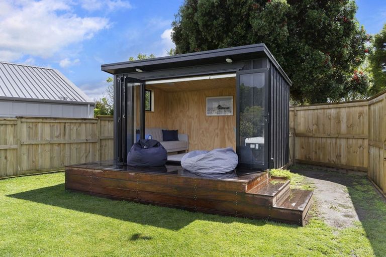 Photo of property in 115 Brook Place, Whangamata, 3620