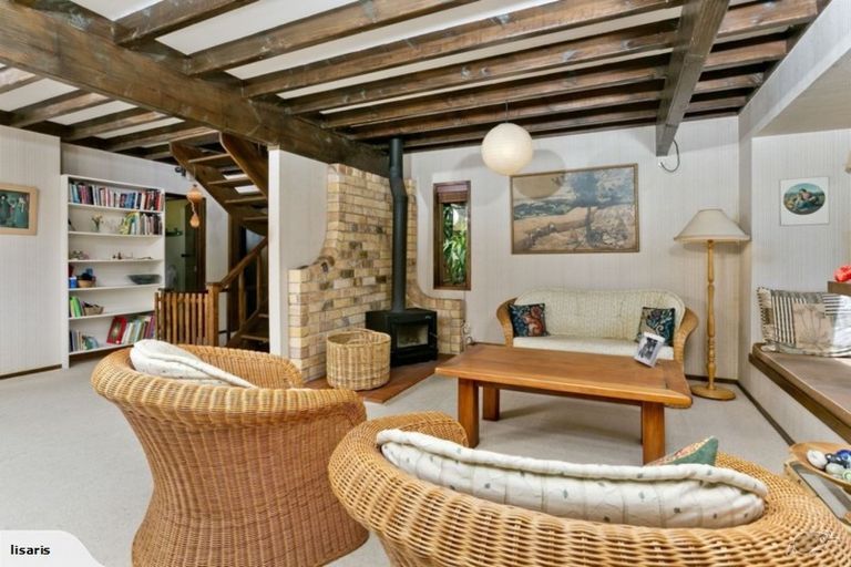 Photo of property in 187 Manuka Road, Bayview, Auckland, 0629