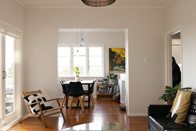 Photo of property in 1/27 Huka Road, Birkenhead, Auckland, 0626