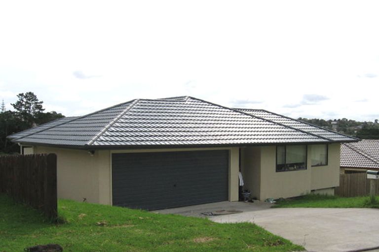 Photo of property in 15 Carling Avenue, Massey, Auckland, 0614