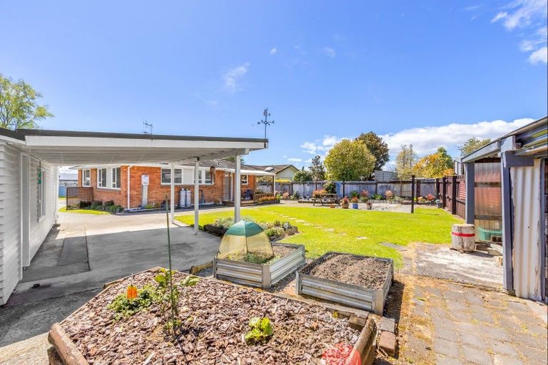 Photo of property in 9 Te Iwiheke Place, Turangi, 3334