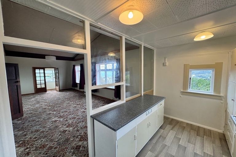 Photo of property in 68 Mortimer Terrace, Brooklyn, Wellington, 6021