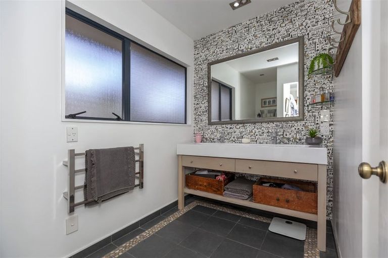 Photo of property in 300 Rosetta Road, Raumati Beach, Paraparaumu, 5032