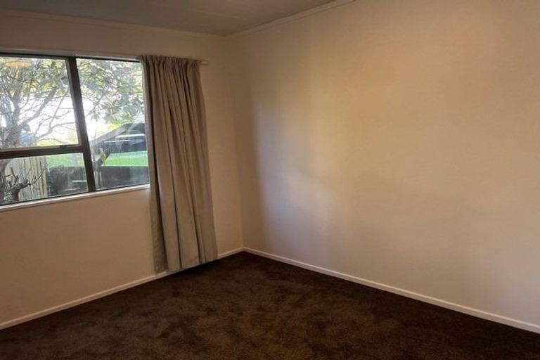 Photo of property in 6a Makatote Grove, Churton Park, Wellington, 6037