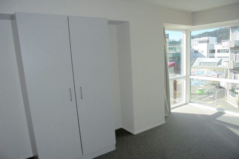 Photo of property in The Peak Apartments, 405/170 Taranaki Street, Te Aro, Wellington, 6011