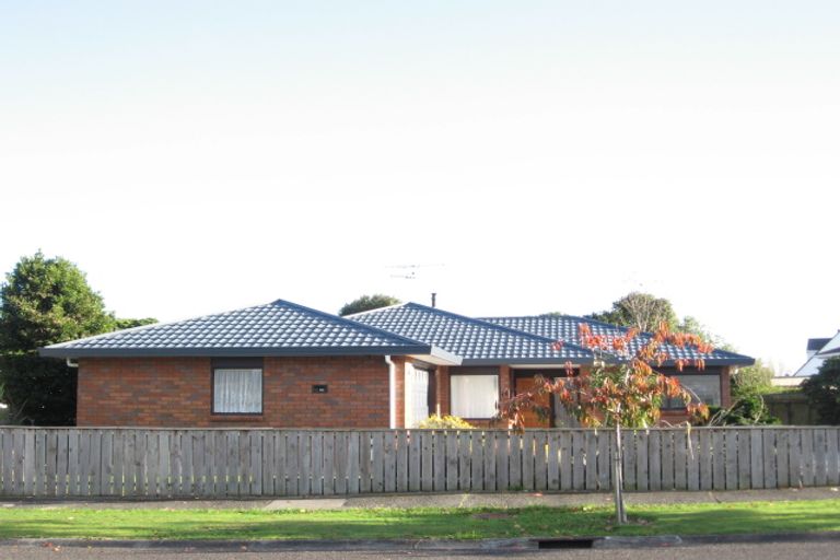 Photo of property in 7 Renata Road, Otaki, 5512