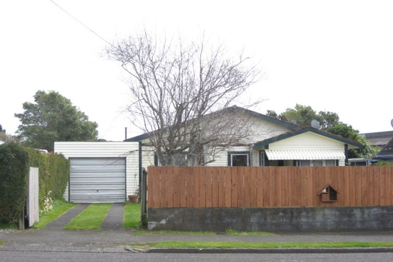 Photo of property in 388 Carrington Street, Upper Vogeltown, New Plymouth, 4310