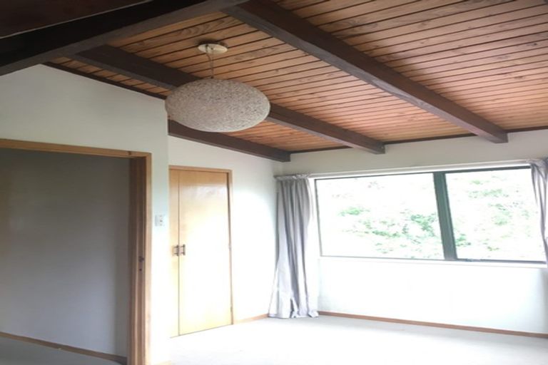 Photo of property in 1/11 Taipari Road, Te Atatu Peninsula, Auckland, 0610