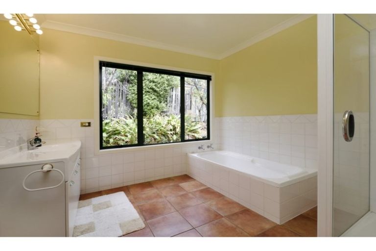 Photo of property in 10 Matuku Place, Atawhai, Nelson, 7010