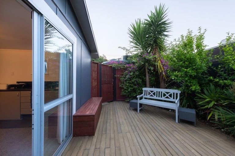 Photo of property in 2 Florance Avenue, Russell, 0202