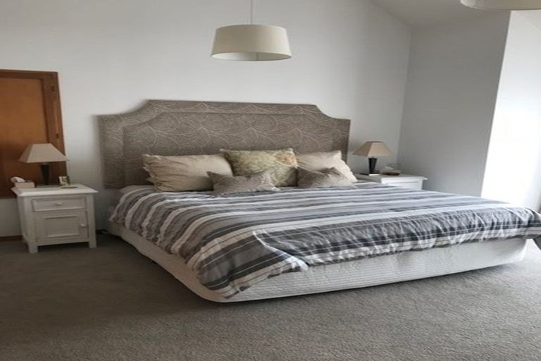 Photo of property in 110 Beacon Point Road, Wanaka, 9305