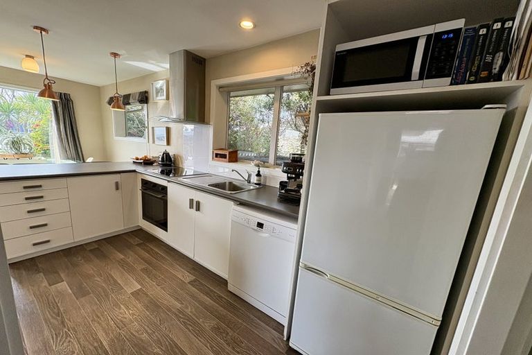 Photo of property in 35 Fern Drive, Halswell, Christchurch, 8025