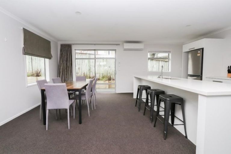 Photo of property in 4/1 Hibiscus Avenue, Hamilton Lake, Hamilton, 3204