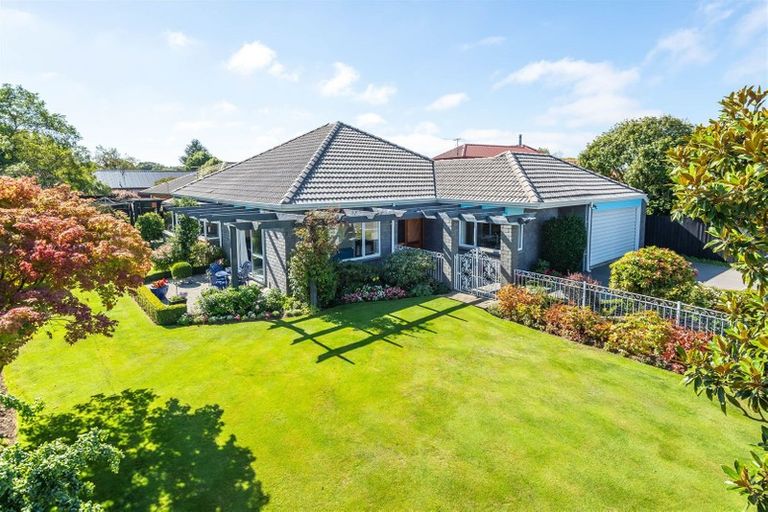 Photo of property in 17 Clarevale Street, Burwood, Christchurch, 8083