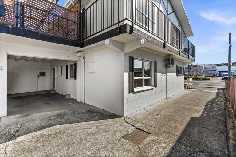 Photo of property in 1/8 Lee Road, Taradale, Napier, 4112