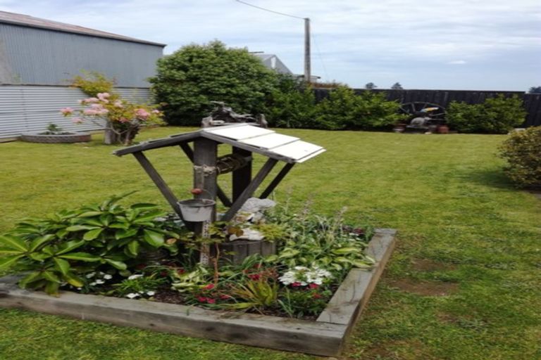 Photo of property in 85 Half Mile Road, Tuatapere, 9620