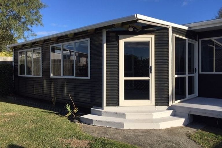 Photo of property in 5b Mckenzie Road, Owhata, Rotorua, 3010