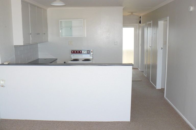 Photo of property in 1/23 Hamblyn Street, Strandon, New Plymouth, 4312