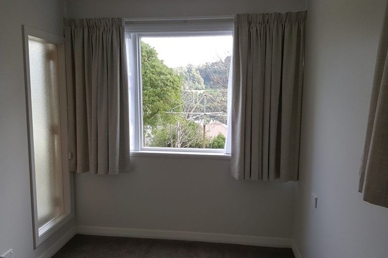 Photo of property in 28 Overtoun Terrace, Hataitai, Wellington, 6021