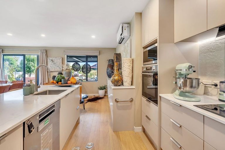 Photo of property in 10 Ethereal Crescent, Mount Pisa, Cromwell, 9383