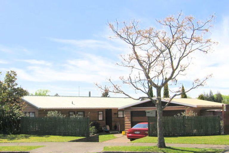 Photo of property in 20 Augustus Earle Place, Pukehangi, Rotorua, 3015