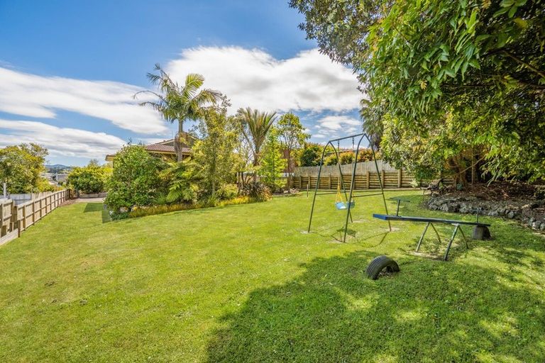 Photo of property in 10a Millbrook Road, Henderson, Auckland, 0612
