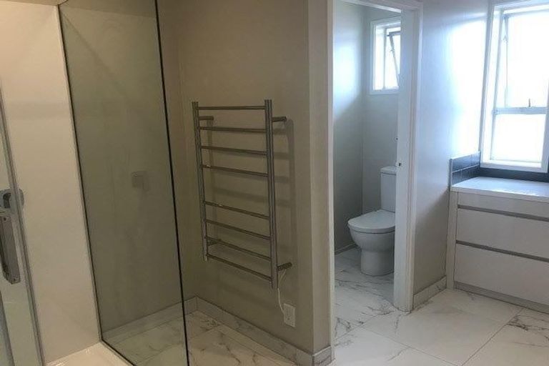 Photo of property in 54 Sorrel Crescent, Bucklands Beach, Auckland, 2012