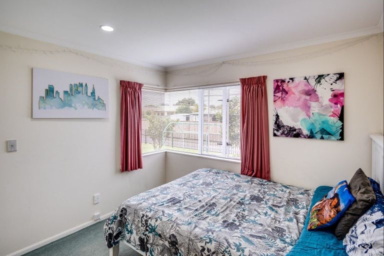 Photo of property in 525a Main North Road, Bay View, Napier, 4104