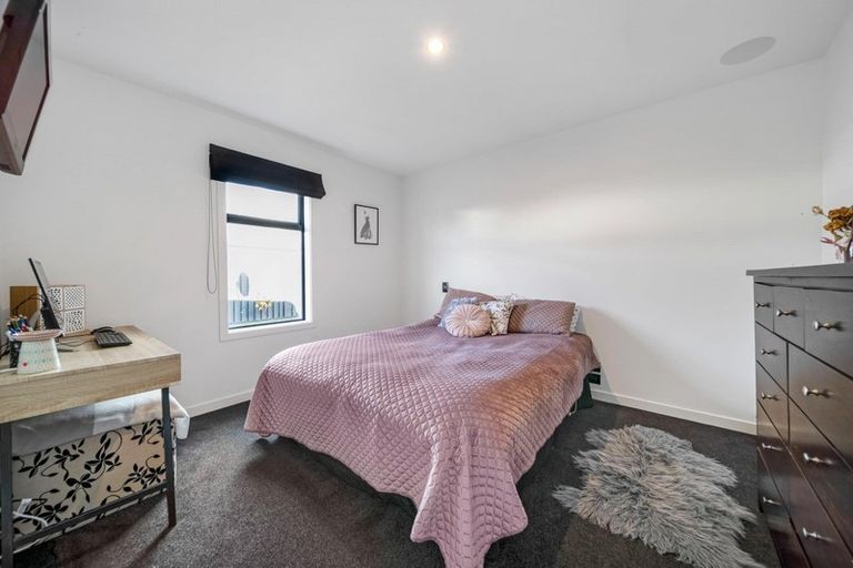 Photo of property in 11 Magnetic Place, Cromwell, 9310