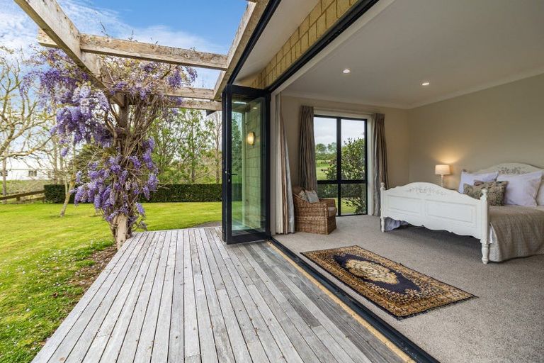 Photo of property in 21 Whangapouri Road, Karaka, Drury, 2578