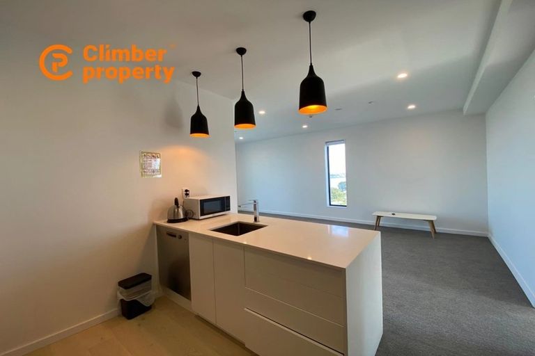 Photo of property in 405/19 Rawene Road, Birkenhead, Auckland, 0626