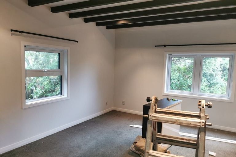 Photo of property in 1 Fernhill Terrace, Wadestown, Wellington, 6012