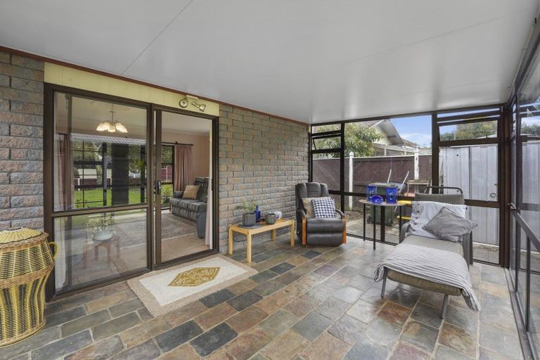 Photo of property in 35 Waddington Drive, Naenae, Lower Hutt, 5011