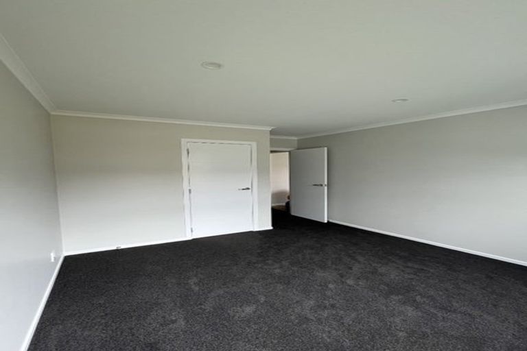 Photo of property in 9 Takapo Grove, Kelson, Lower Hutt, 5010