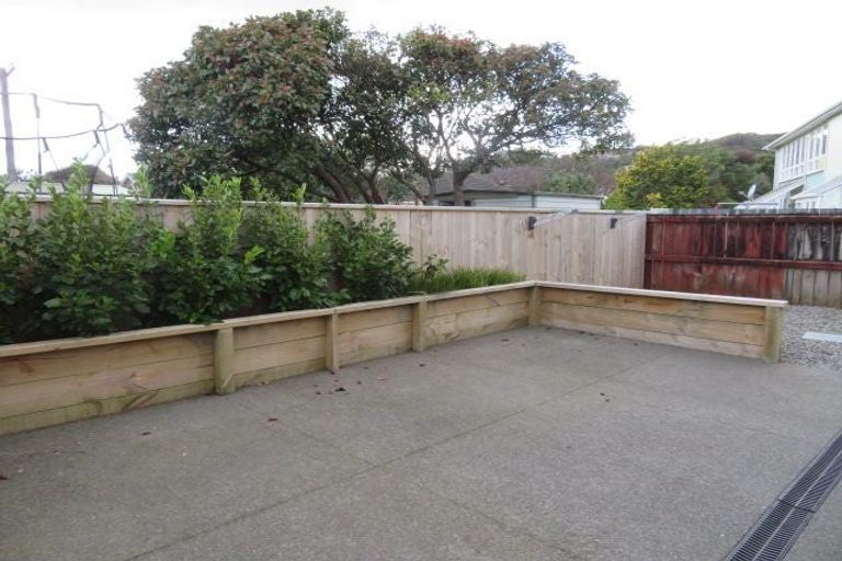 Photo of property in 1b Manderson Grove, Fairfield, Lower Hutt, 5011