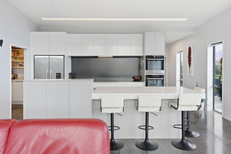 Photo of property in 48 Minaret Ridge, Wanaka, 9305