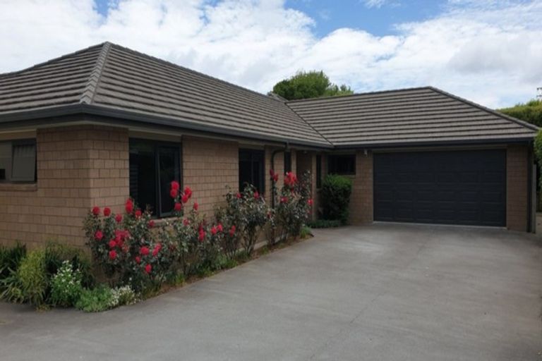 Photo of property in 550 Mangorei Road, Mangorei, New Plymouth, 4371