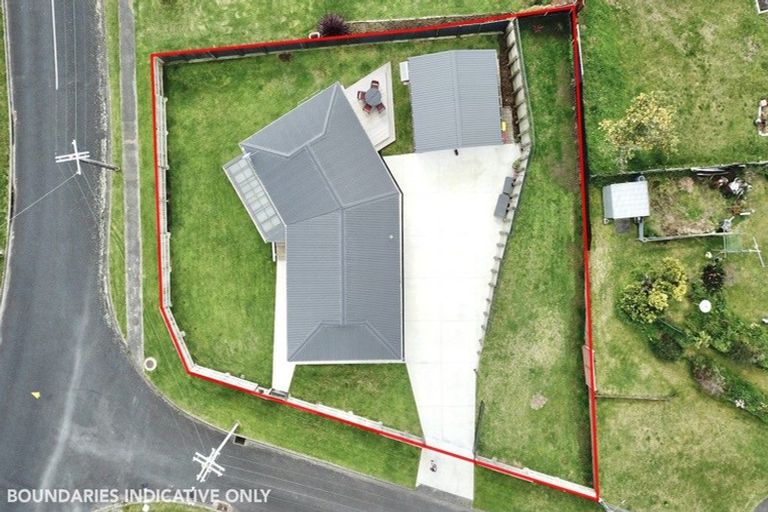 Photo of property in 2 Killarney Street, Te Puke, 3119