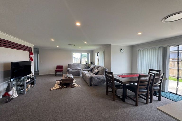 Photo of property in 8 Rayner Lane, Marton, 4710