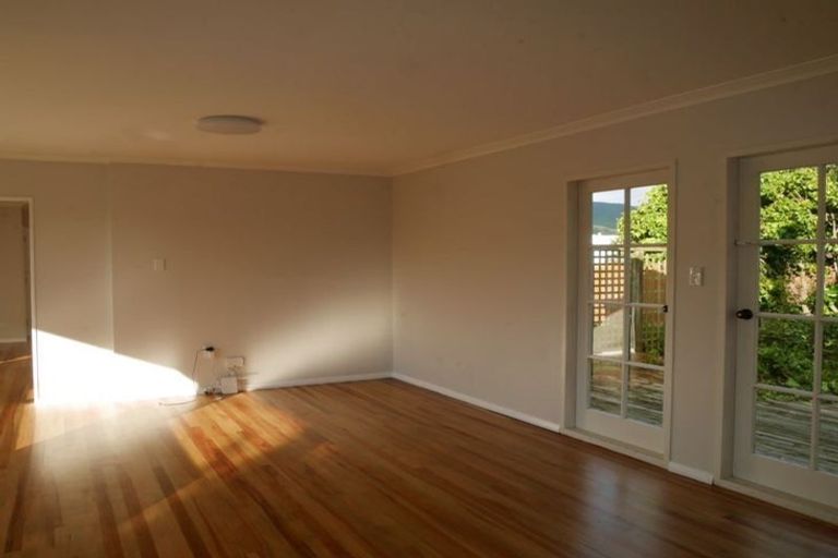 Photo of property in 12 Arawhata Road, Paraparaumu, 5032