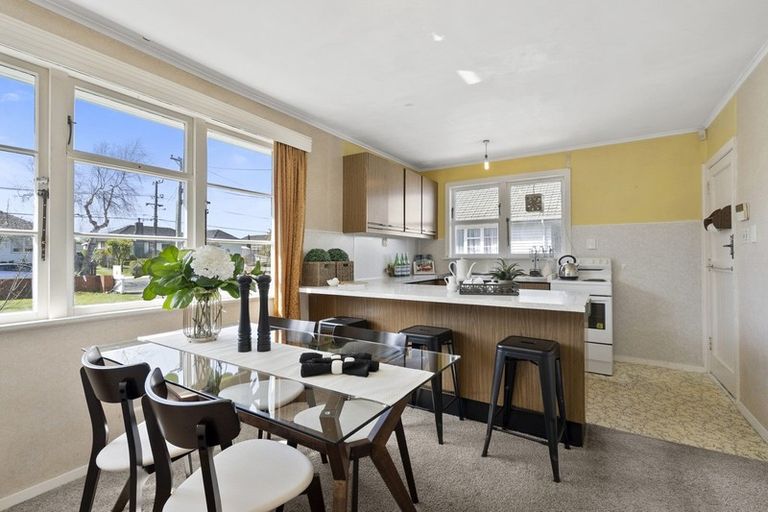 Photo of property in 4 Thackeray Street, Trentham, Upper Hutt, 5018