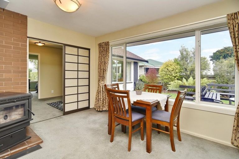 Photo of property in 8 Douglas Street, Rangiora, 7400