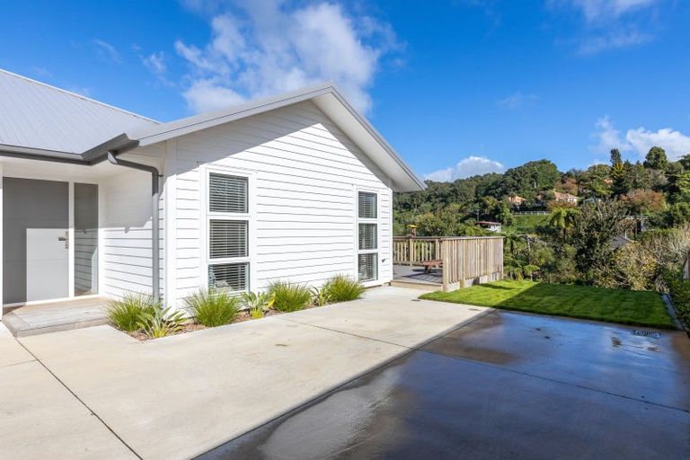 Photo of property in 37 Sycamore Grove, Lower Vogeltown, New Plymouth, 4310